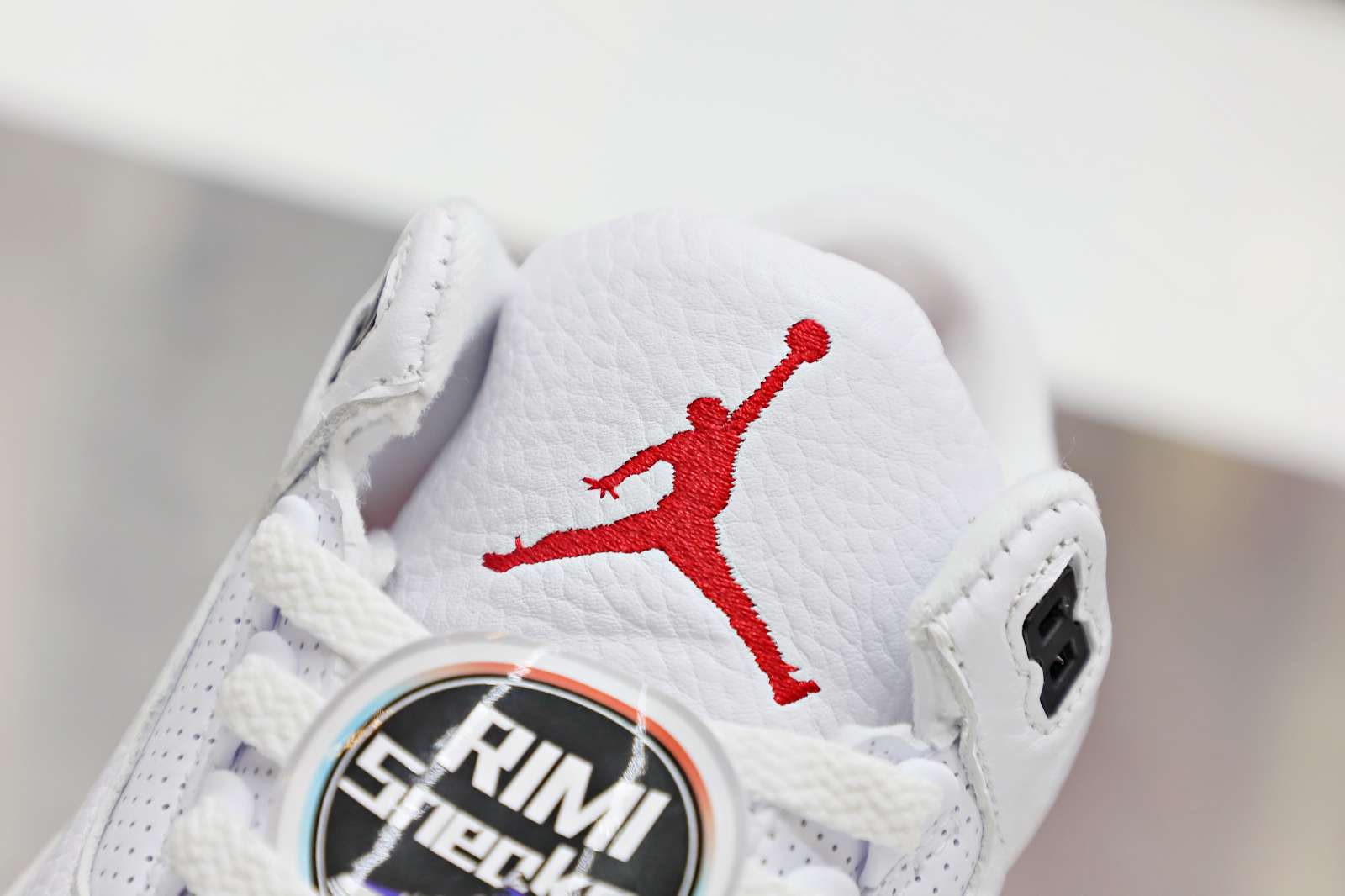AIR JORDAN 3 RETRO 'CARDINAL RED' -116