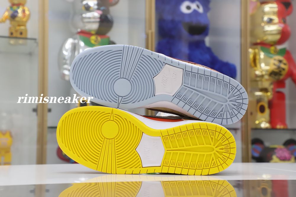JASON DENG X DUNK LOW PRO SB 'STREET HAWKER'