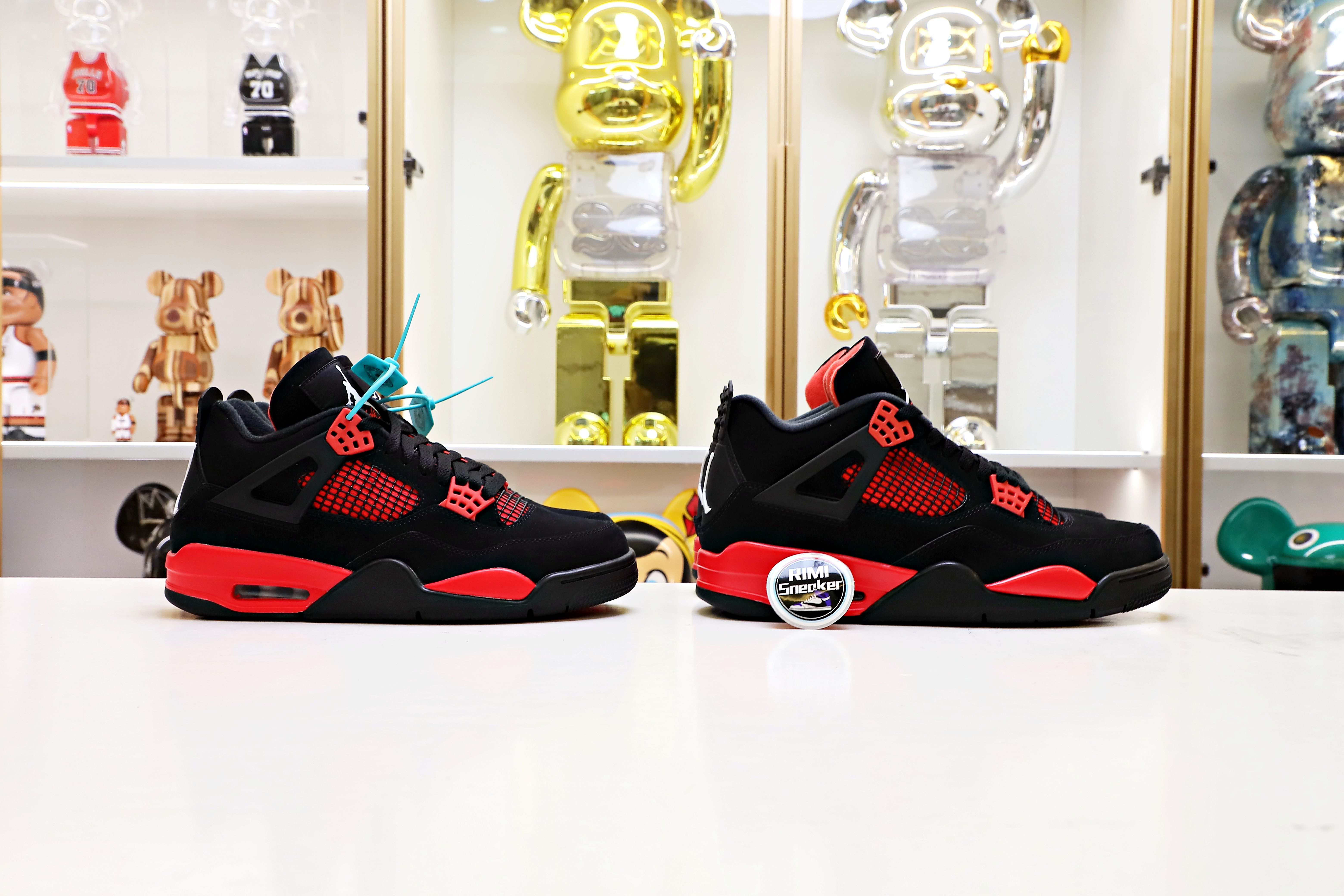 AIR JORDAN 4 RETRO 'RED THUNDER'
