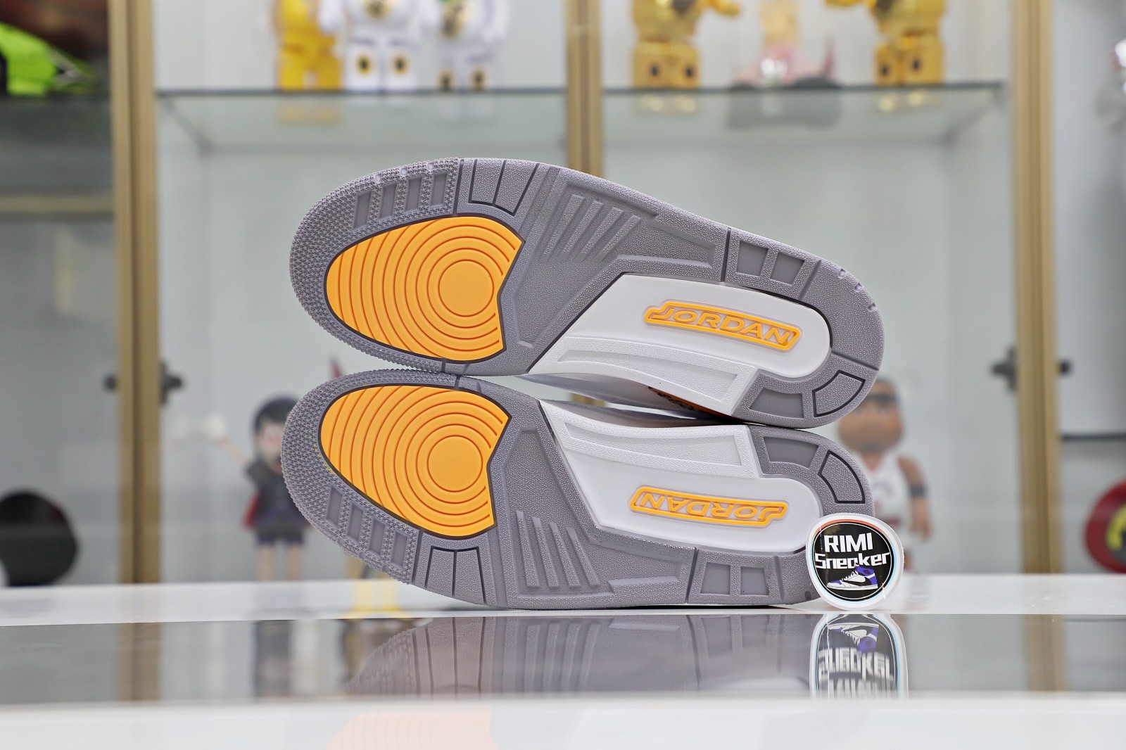 WMNS AIR JORDAN 3 RETRO 'LASER ORANGE' 白黄