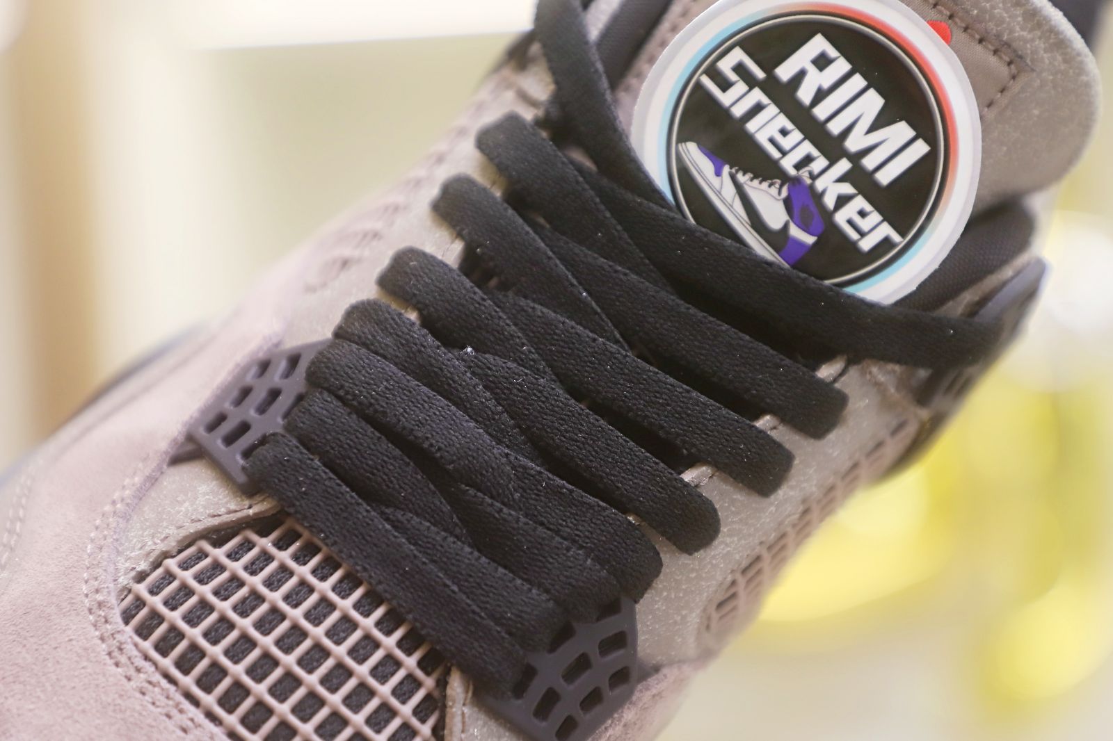AIR JORDAN 4 RETRO 'TAUPE HAZE'