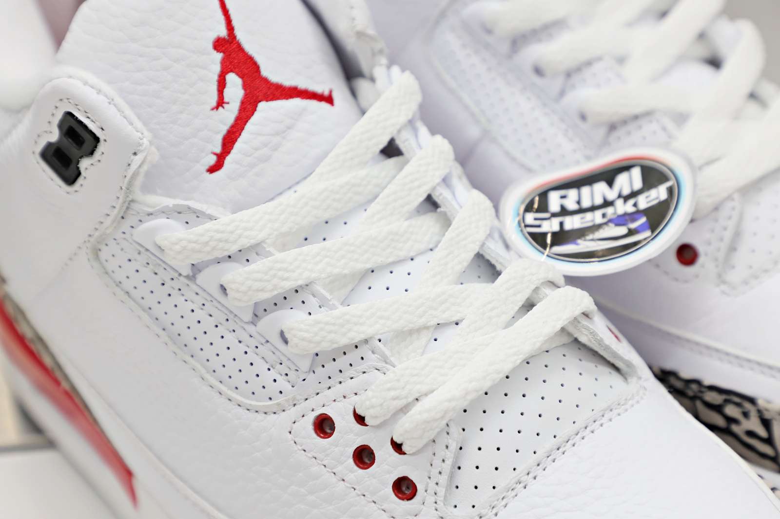 AIR JORDAN 3 RETRO 'CARDINAL RED' -116