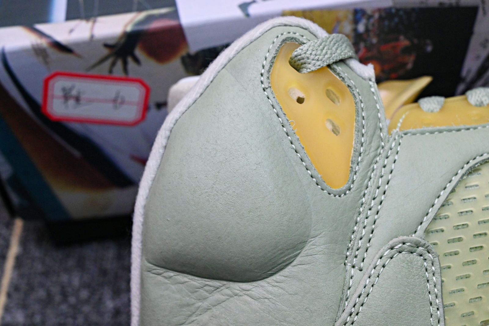 AIR JORDAN 5