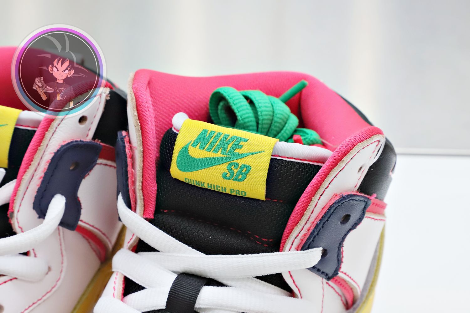 GUNDAM X DUNK HIGH SB 'PROJECT UNICORN - RX-0'