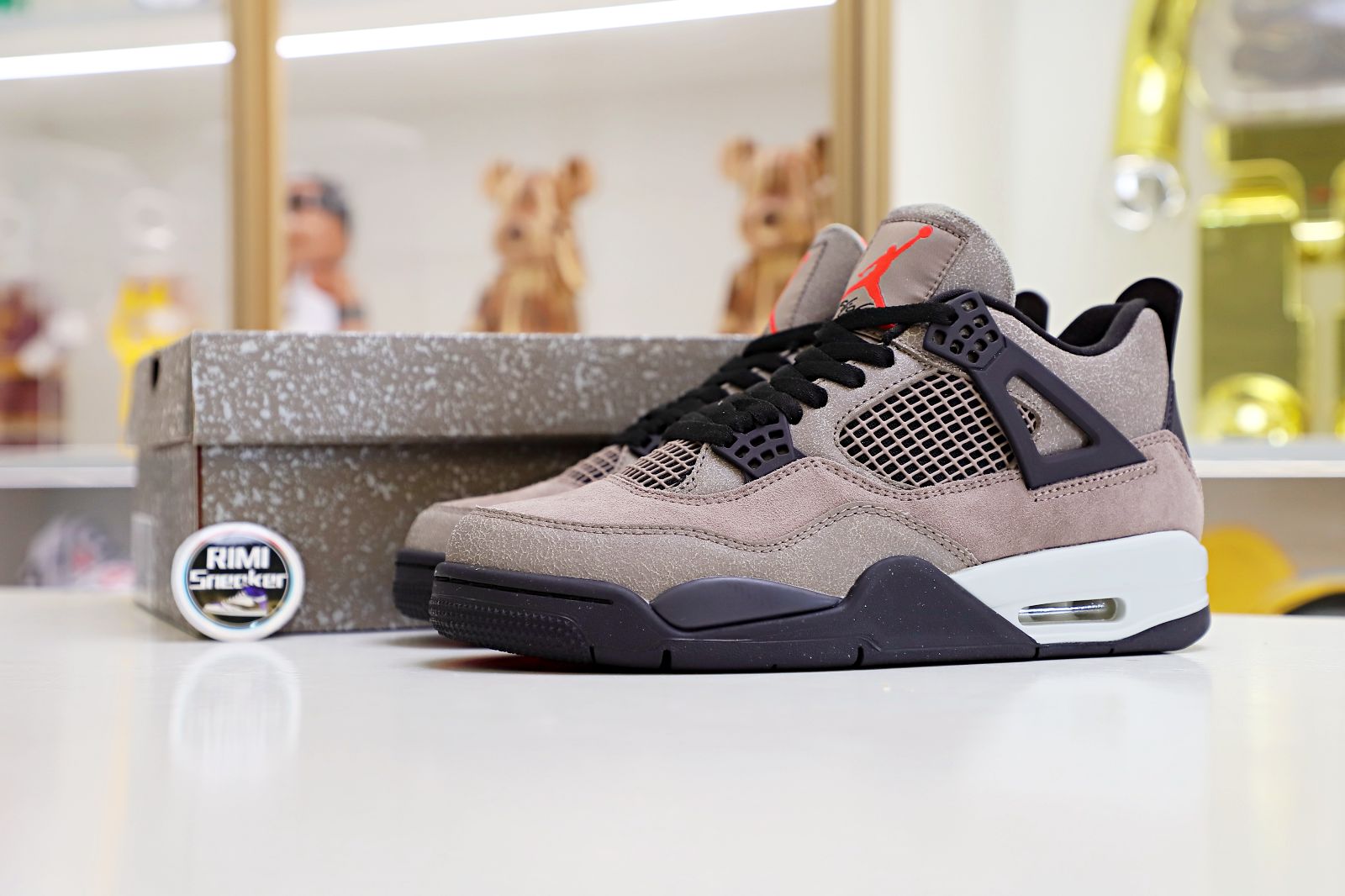 AIR JORDAN 4 RETRO 'TAUPE HAZE'