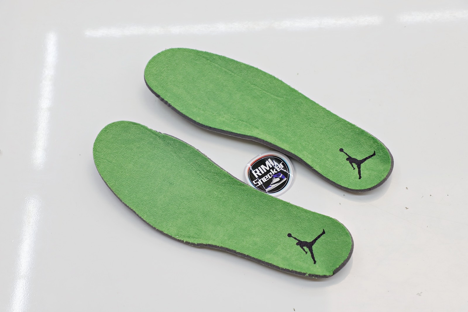 AIR JORDAN 3 RETRO 'CHLOROPHYLL'