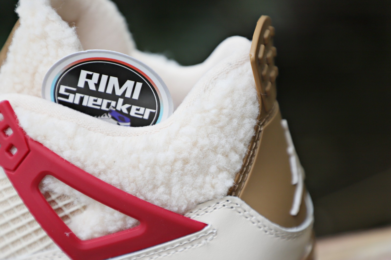 AIR JORDAN 4 RETRO GS 'WILD THINGS'