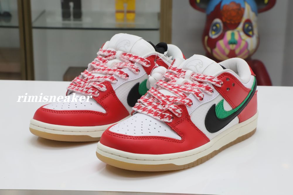 FRAME SKATE X DUNK LOW SB 'HABIBI'