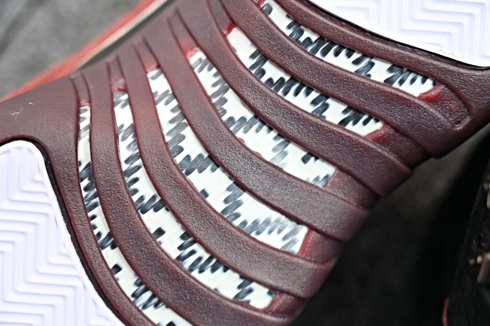 AIR JORDAN 12 RETRO 'A MA' MANIERE