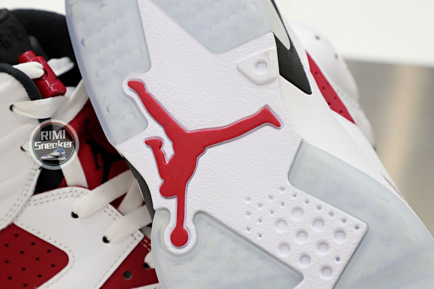 AIR JORDAN 6 RETRO OG 'CARMINE' 2021