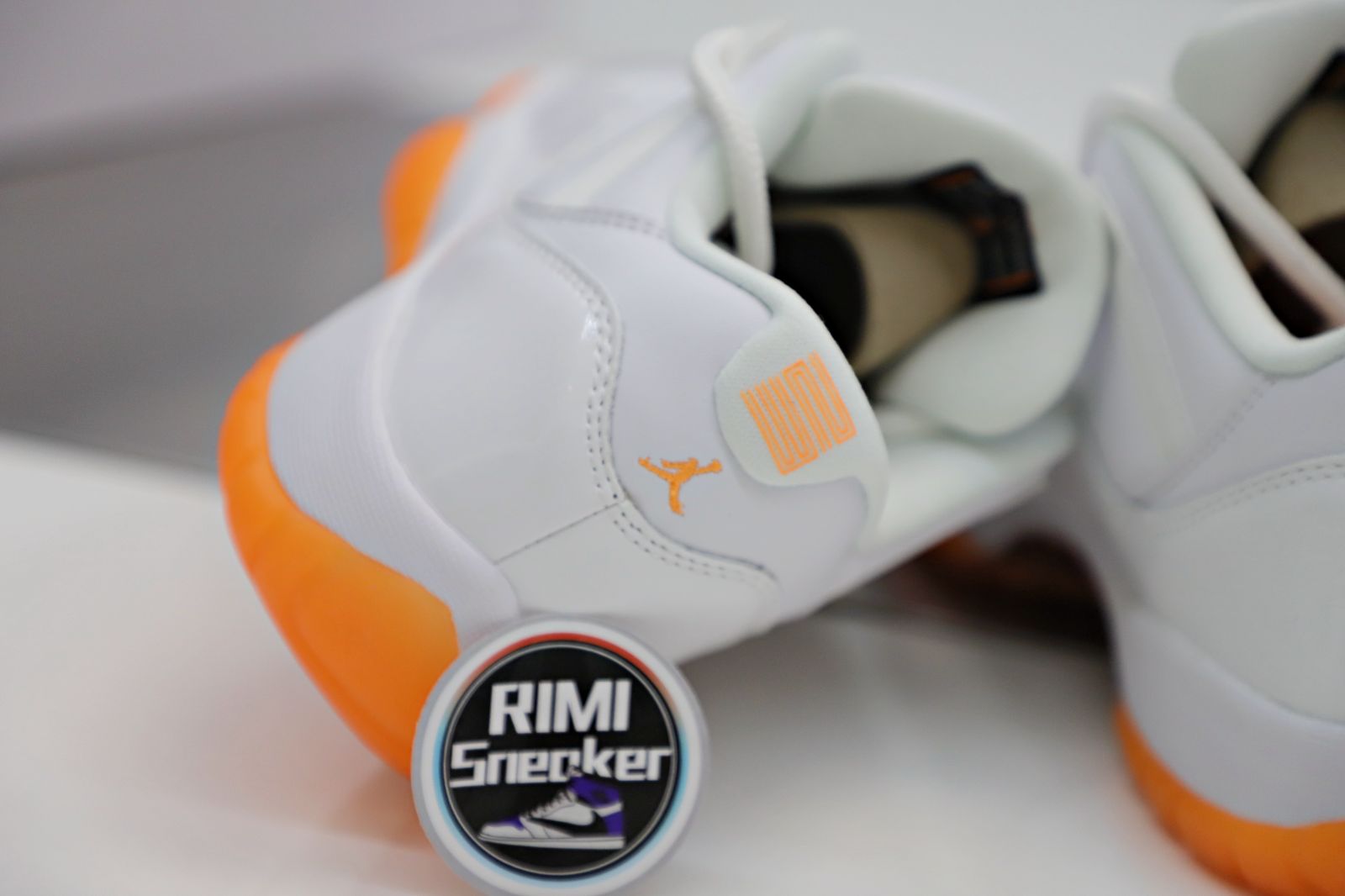 WMNS AIR JORDAN 11 RETRO LOW 'BRIGHT CITRUS'