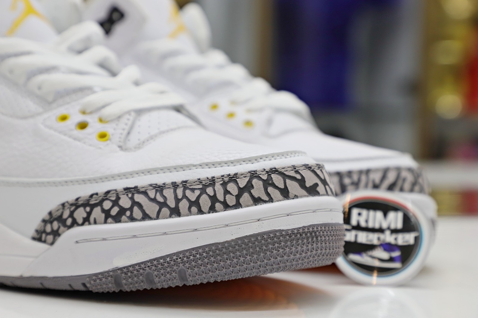 WMNS AIR JORDAN 3 RETRO 'LASER ORANGE' 白黄