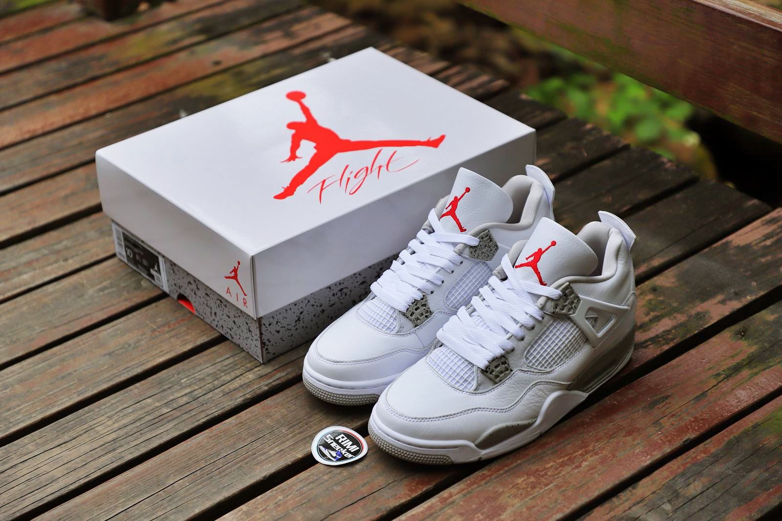 AIR JORDAN 4 RETRO 'WHITE OREO'