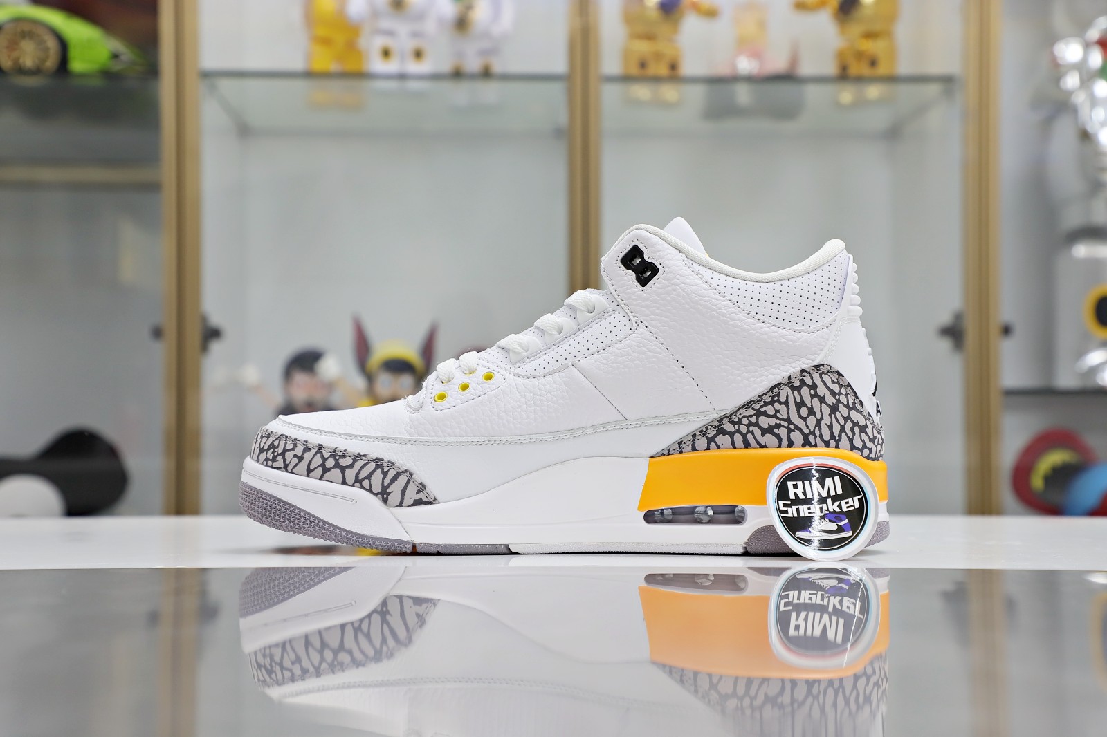 WMNS AIR JORDAN 3 RETRO 'LASER ORANGE' 白黄