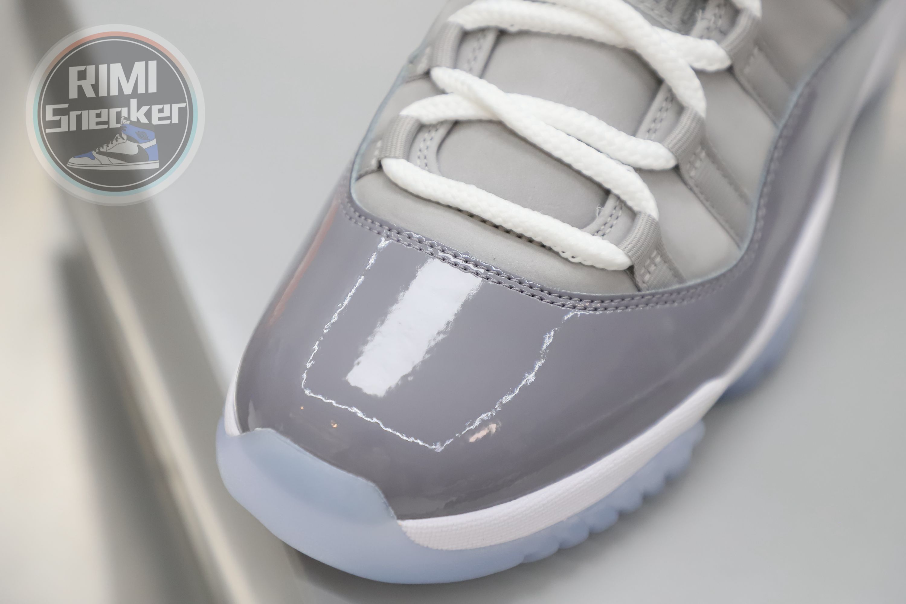 AIR JORDAN 11 RETRO 'COOL GREY' 2021