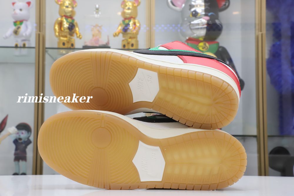 FRAME SKATE X DUNK LOW SB 'HABIBI'