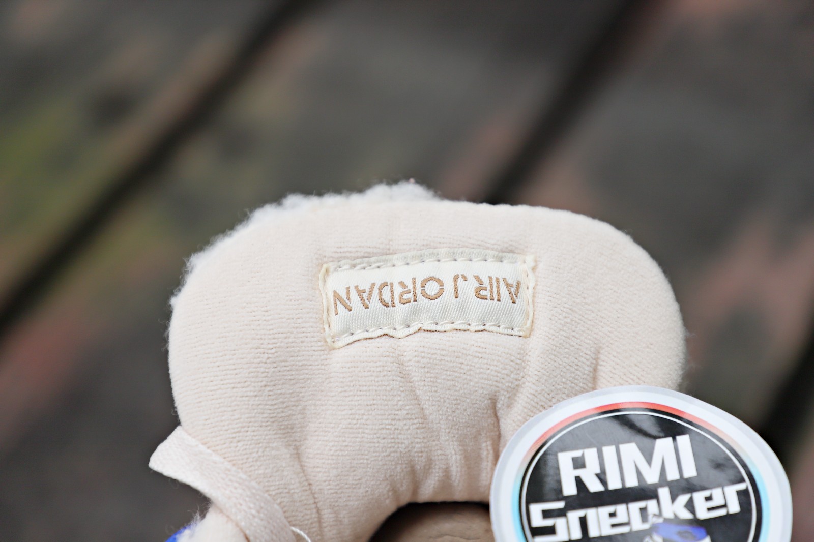 AIR JORDAN 4 RETRO GS 'WILD THINGS'