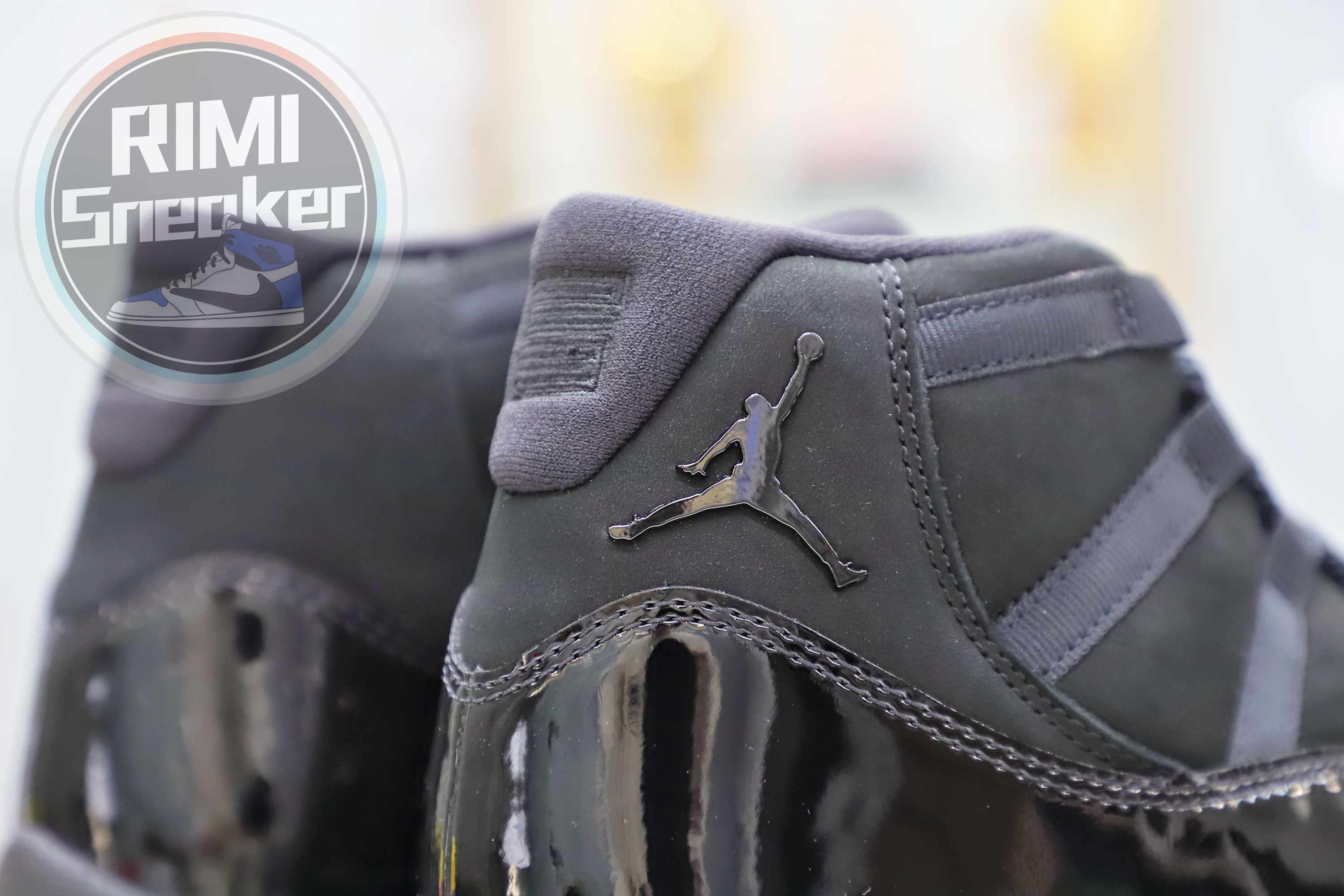 AIR JORDAN 11 RETRO 'CAP AND GOWN'