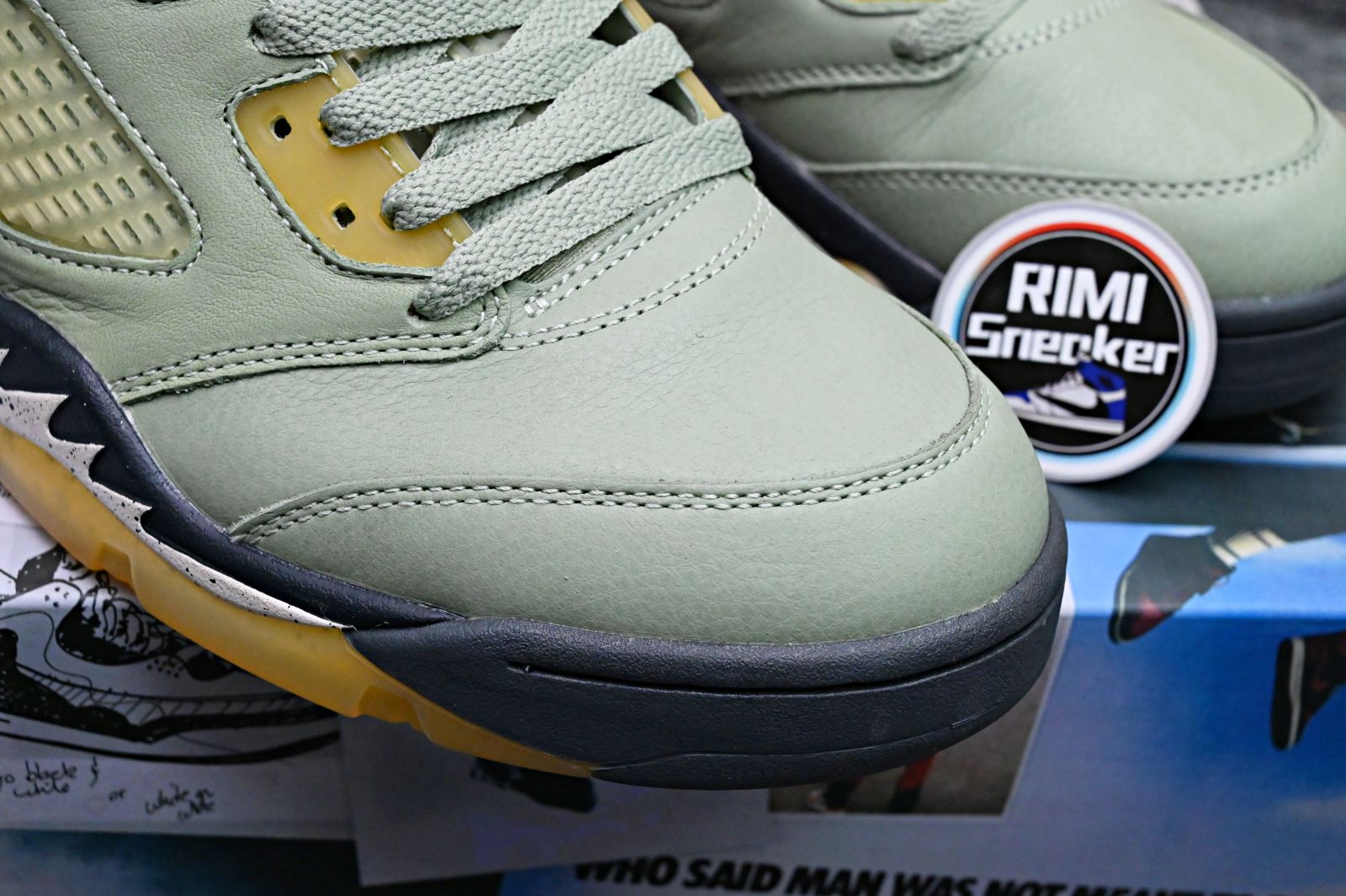 AIR JORDAN 5