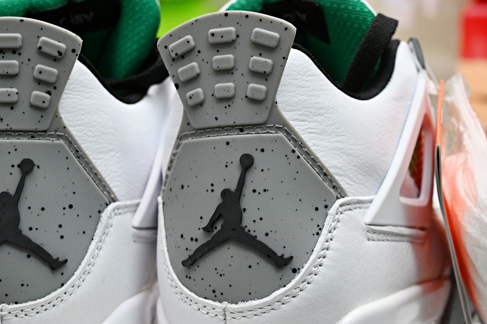 WMNS AIR JORDAN 4 RETRO 'RAST