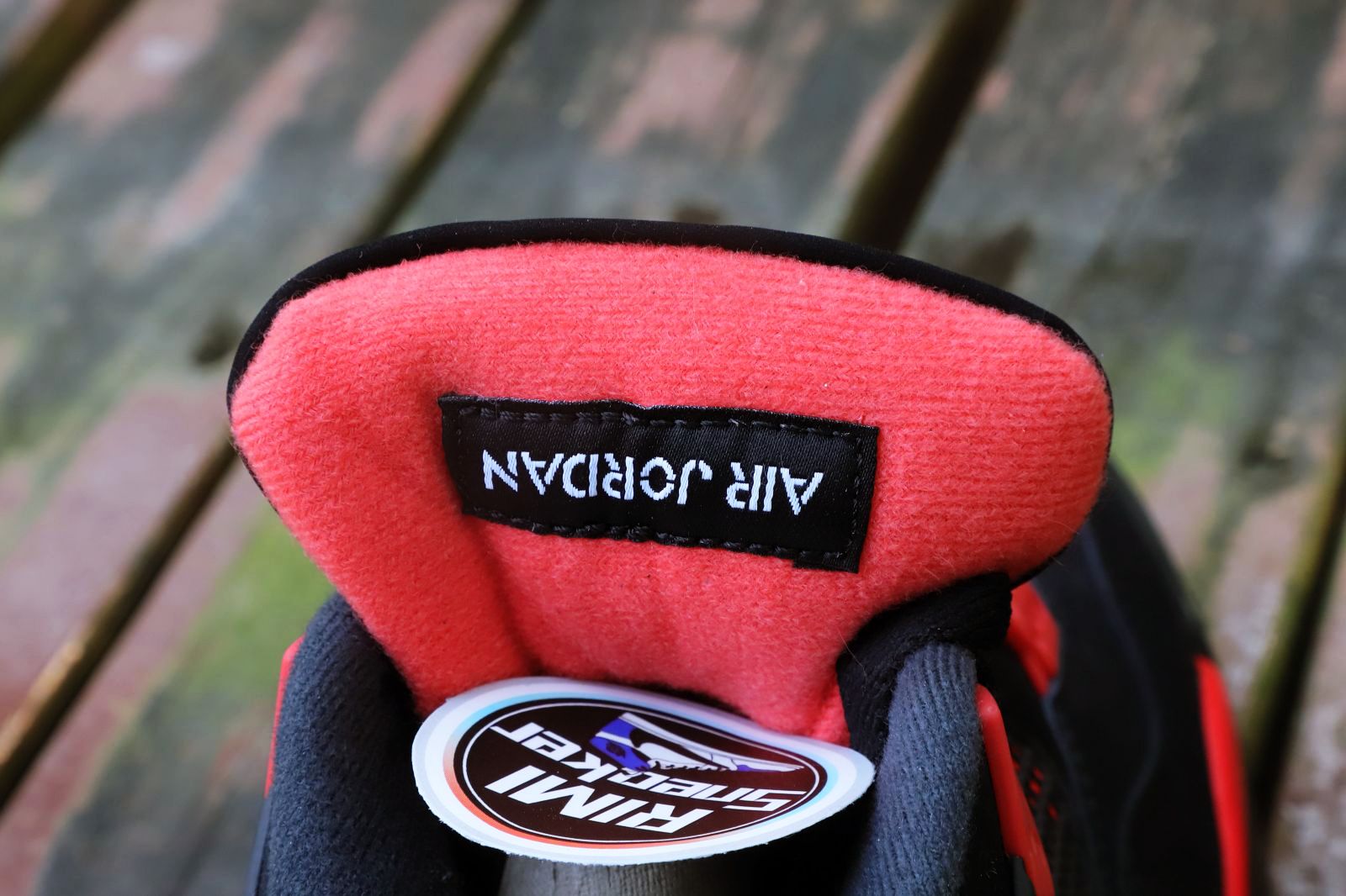 AIR JORDAN 4 RETRO 'RED THUNDER'