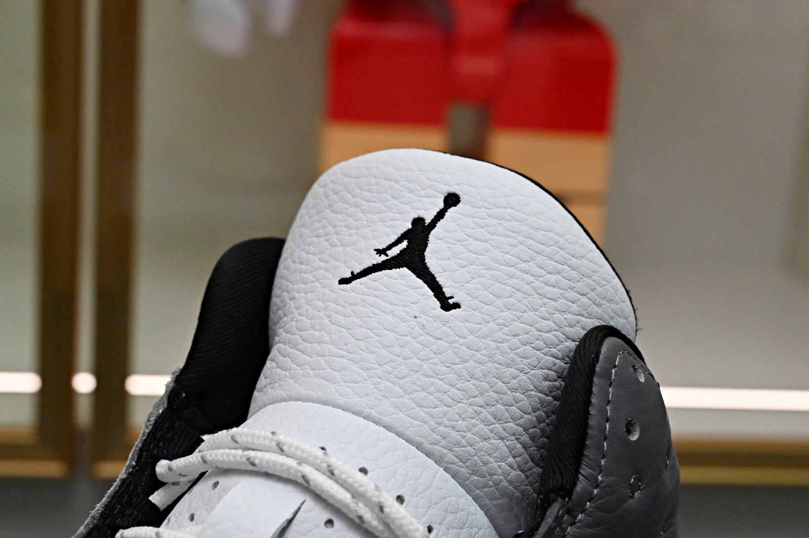 AIR JORDAN 13 RETRO 'ATMOSPHERE GREY' -414571-016