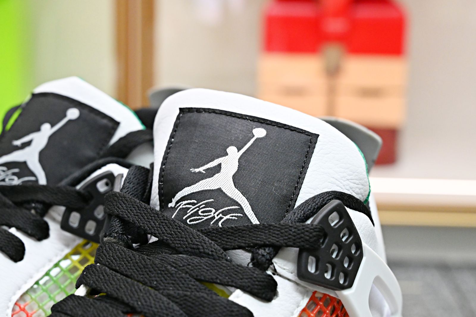 WMNS AIR JORDAN 4 RETRO 'RAST