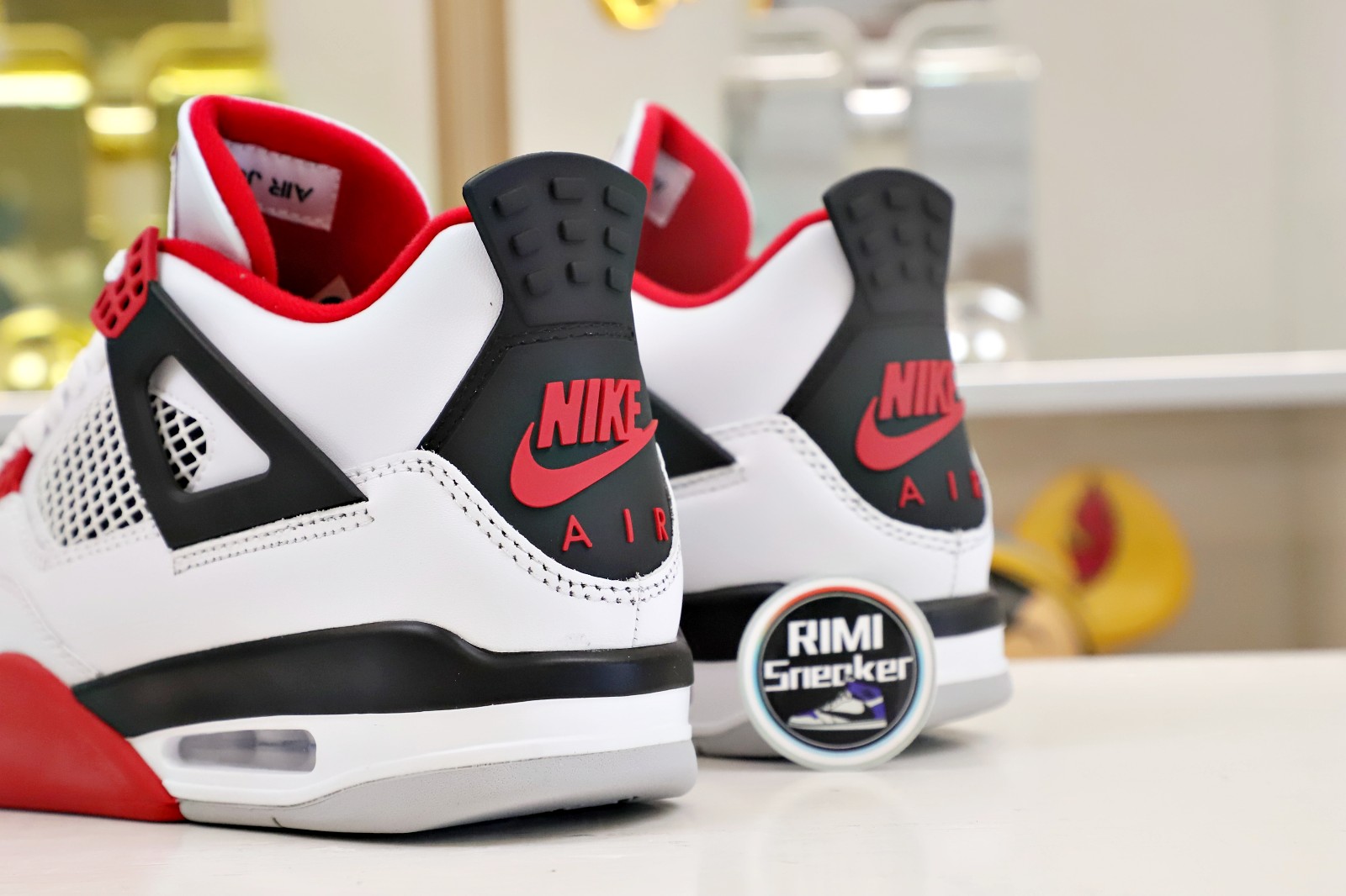 AIR JORDAN 4 RETRO 'FIRE RED' 2020