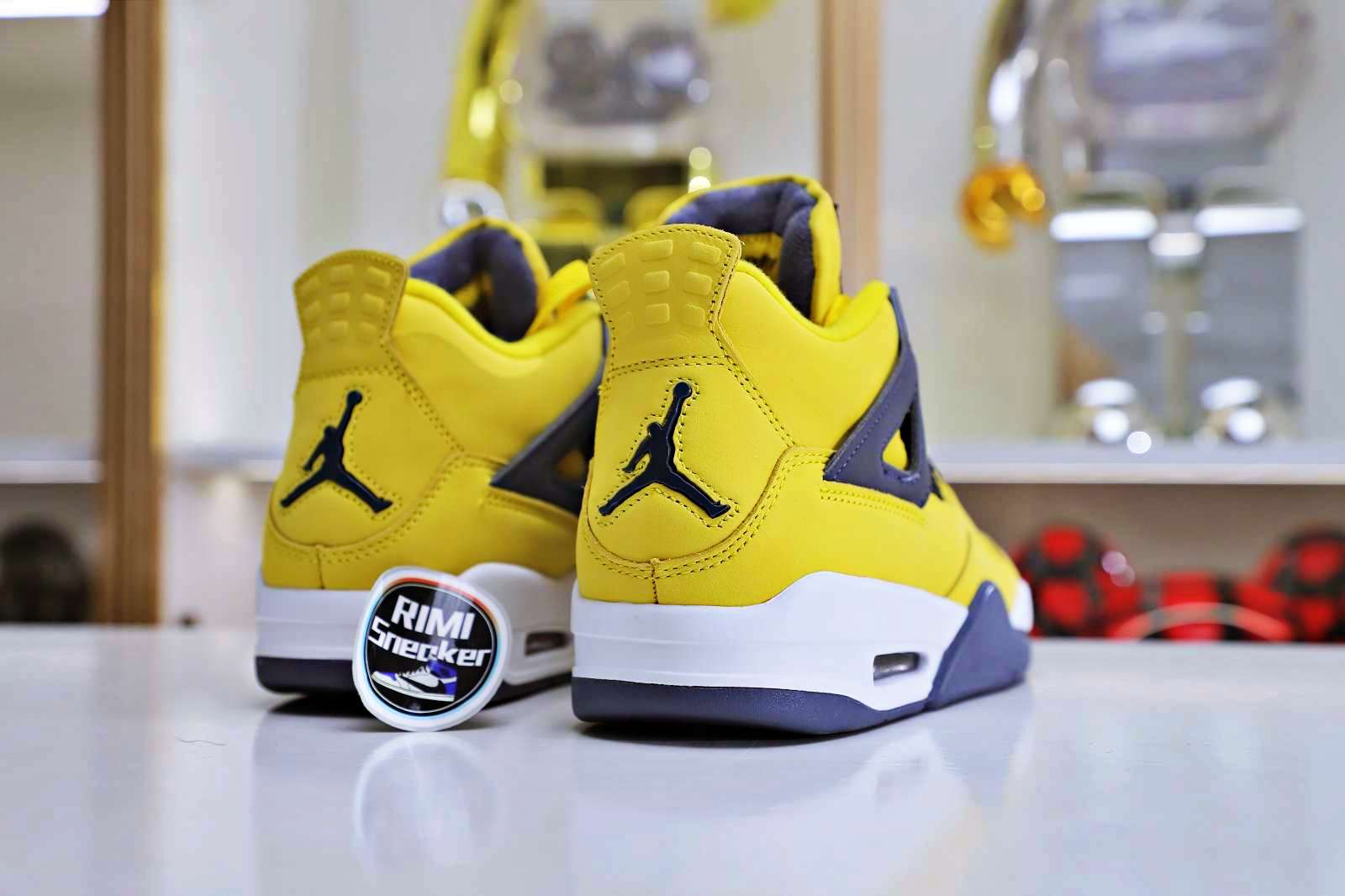 AIR JORDAN AIR JORDAN 4 RETRO 'LIGHTNING' 2021