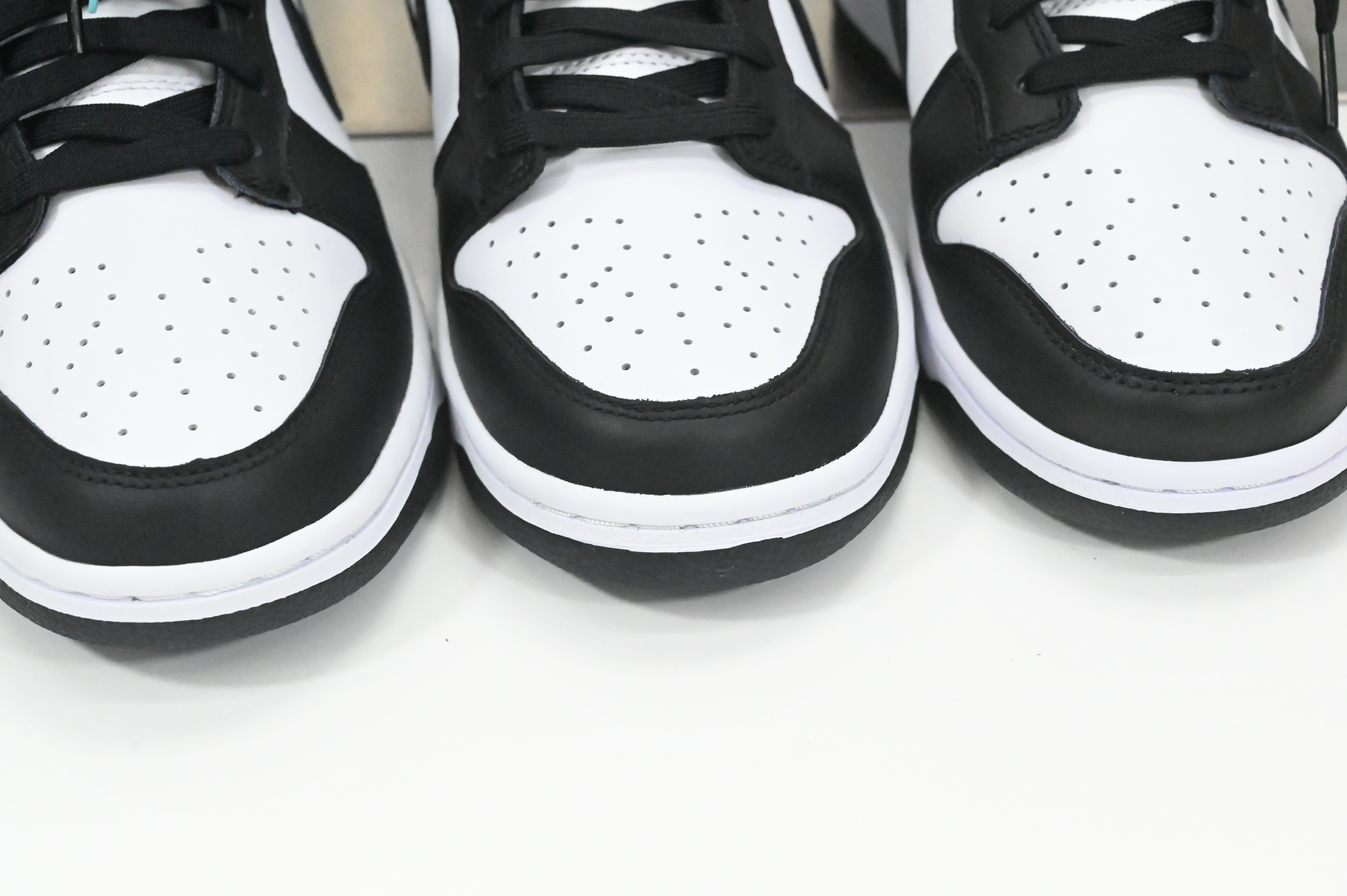 DUNK LOW PANDA 'BLACK WHITE'