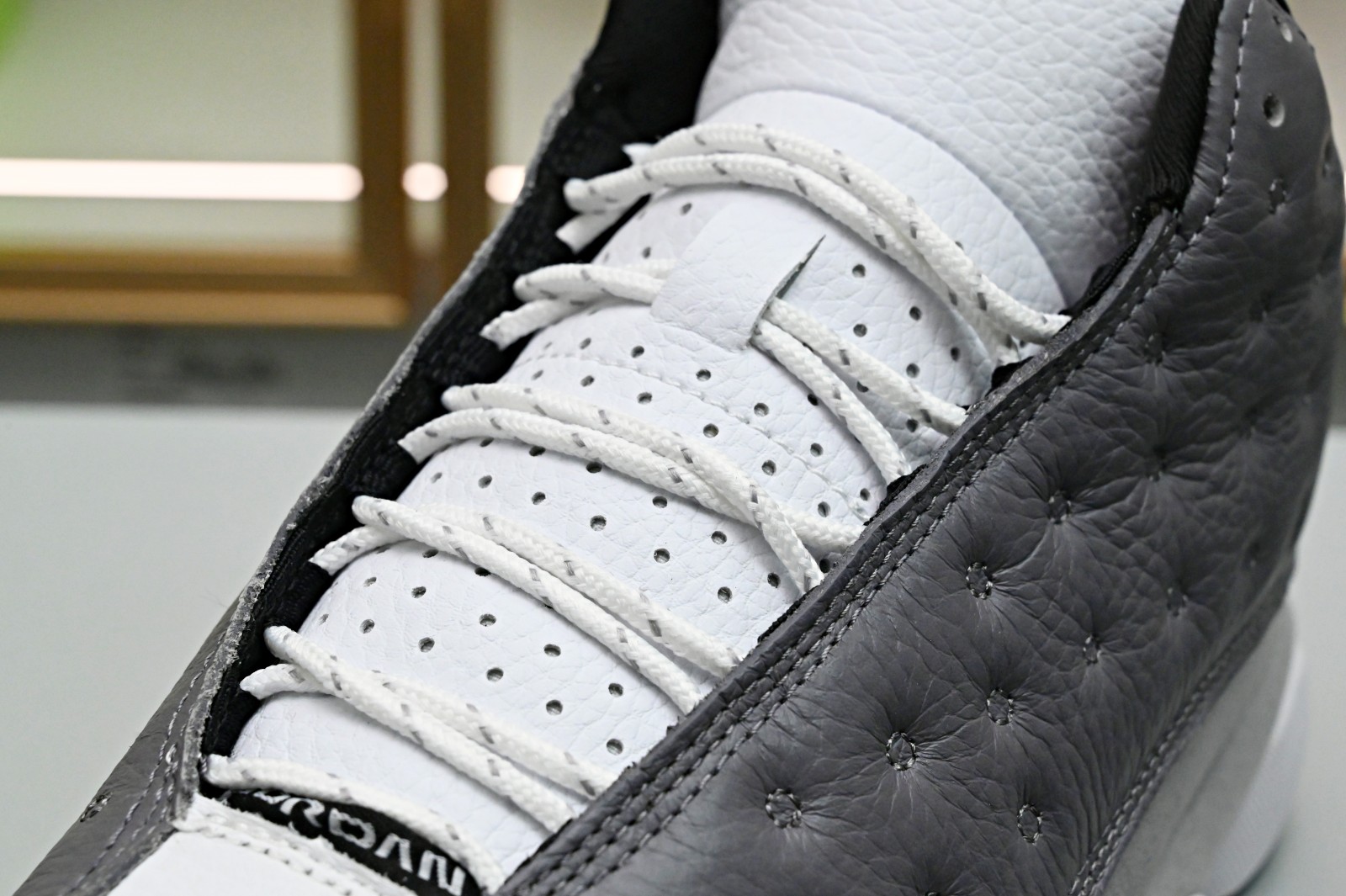 AIR JORDAN 13 RETRO 'ATMOSPHERE GREY' -414571-016