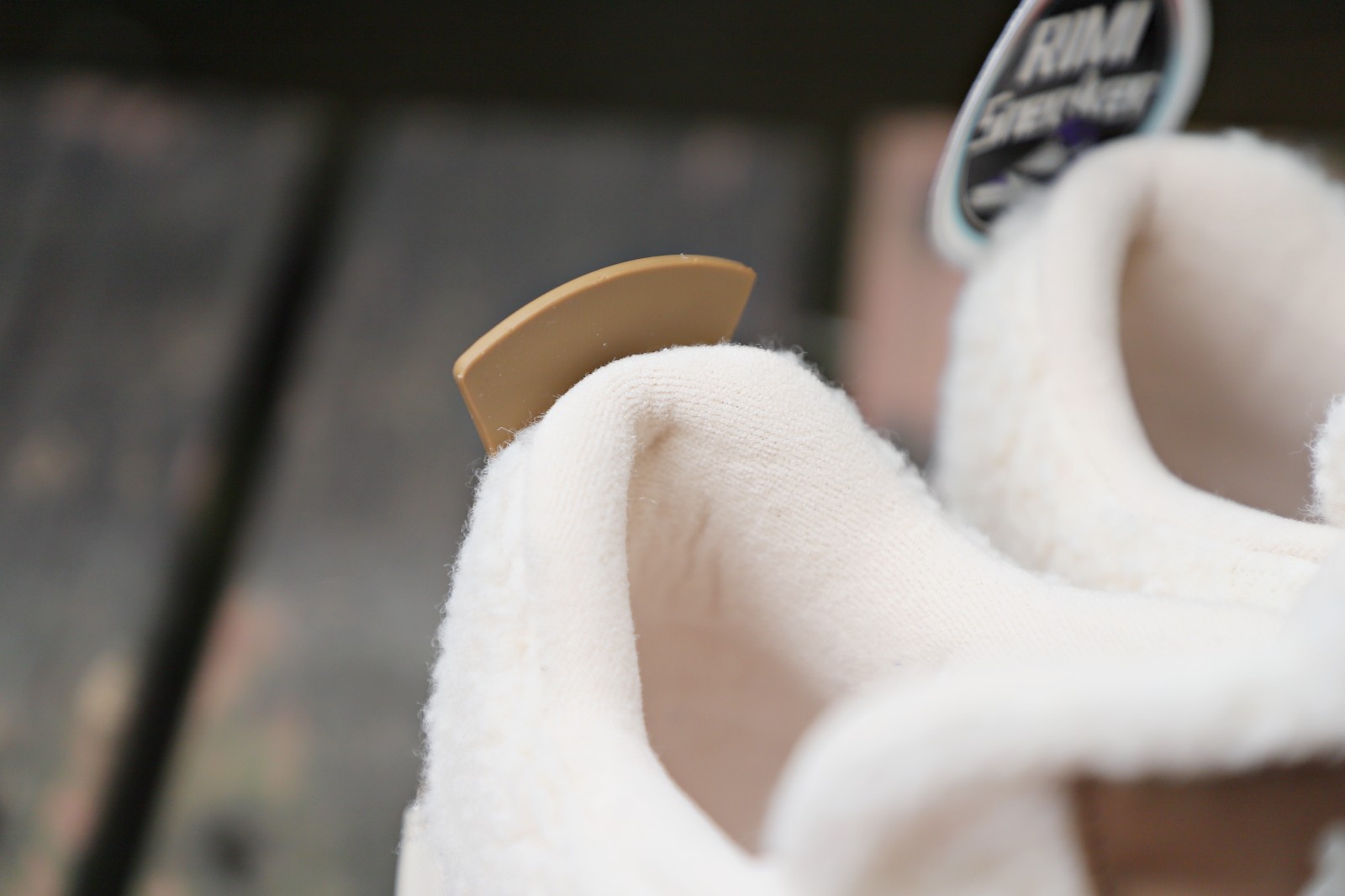 AIR JORDAN 4 RETRO GS 'WILD THINGS'