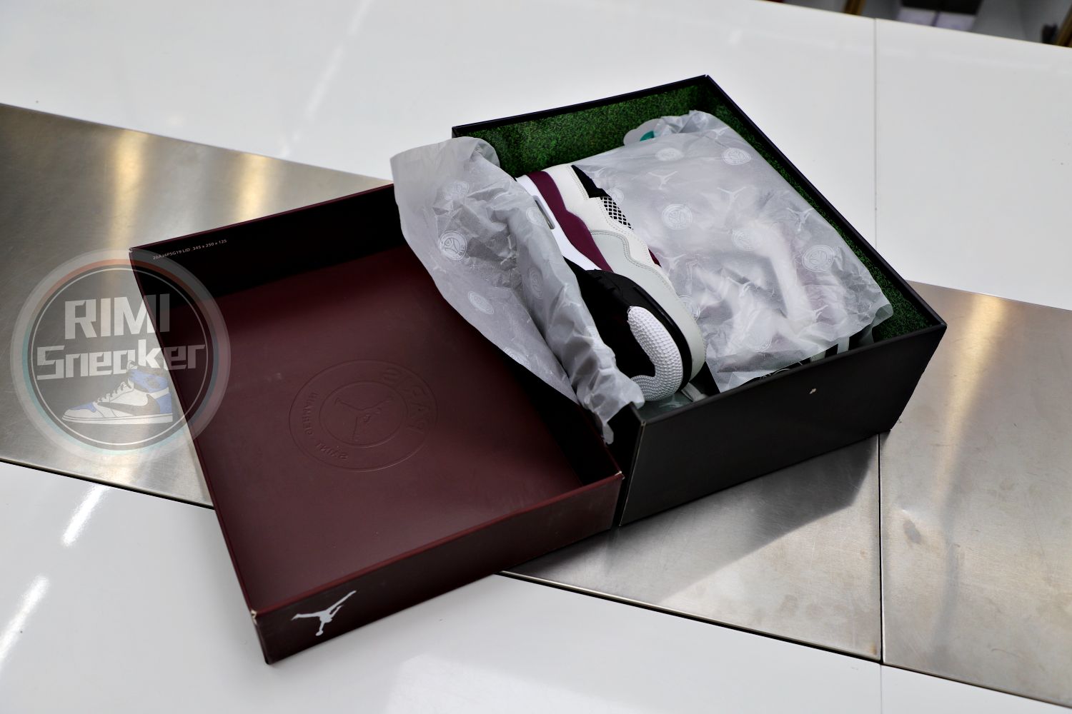 AIR JORDAN PARIS SAINT-GERMAIN X AIR JORDAN 4 RETRO 'BORDEAUX'