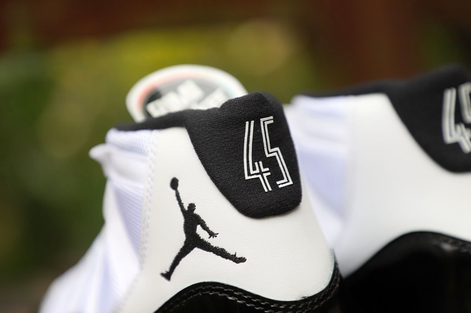 AIR JORDAN 11 RETRO 'CONCORD' 2018
