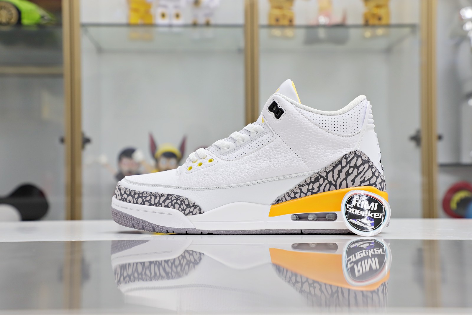 WMNS AIR JORDAN 3 RETRO 'LASER ORANGE' 白黄