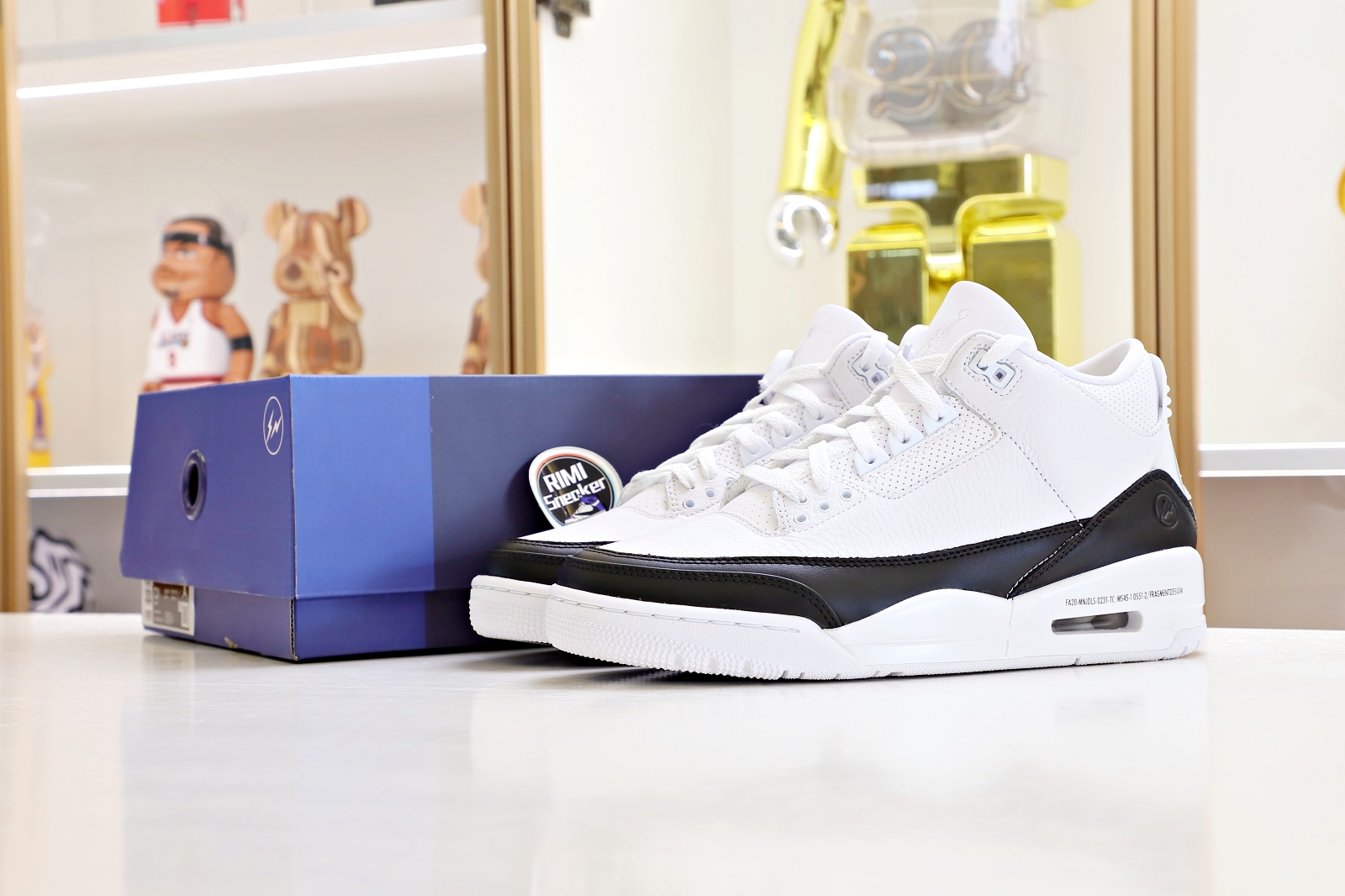 FRAGMENT DESIGN X AIR JORDAN 3 RETRO SP 'WHITE'