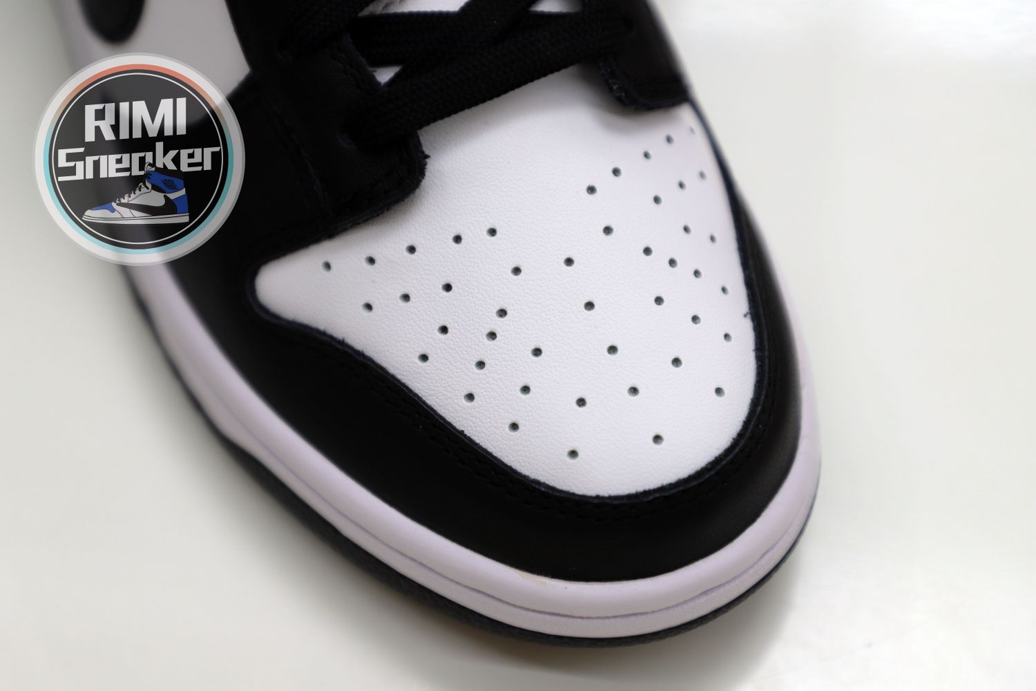 DUNK LOW PANDA 'BLACK WHITE'