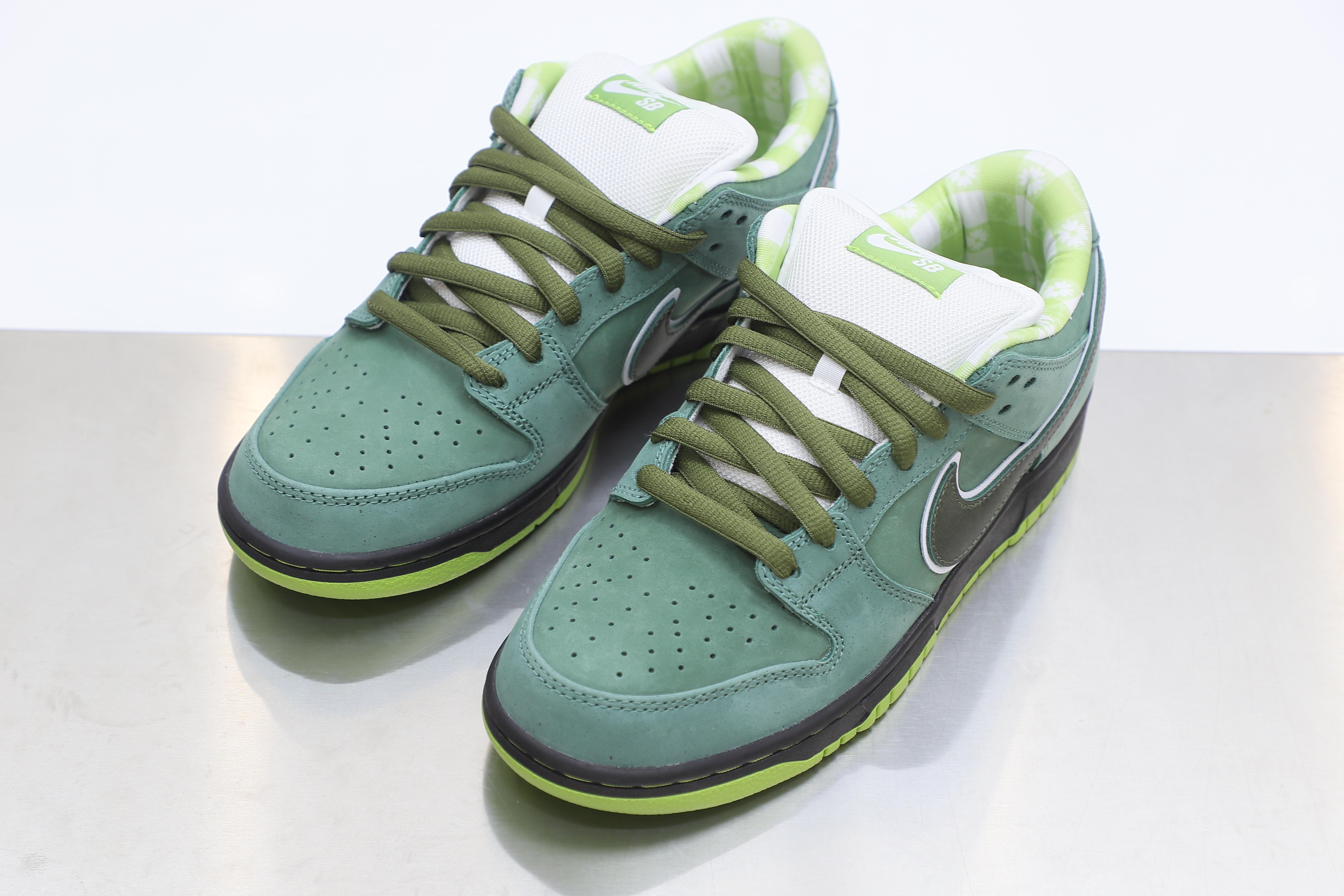 CONCEPTS X DUNK LOW SB