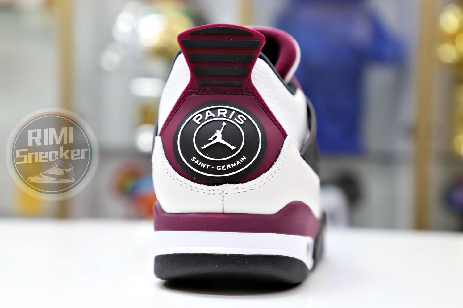 AIR JORDAN PARIS SAINT-GERMAIN X AIR JORDAN 4 RETRO 'BORDEAUX'