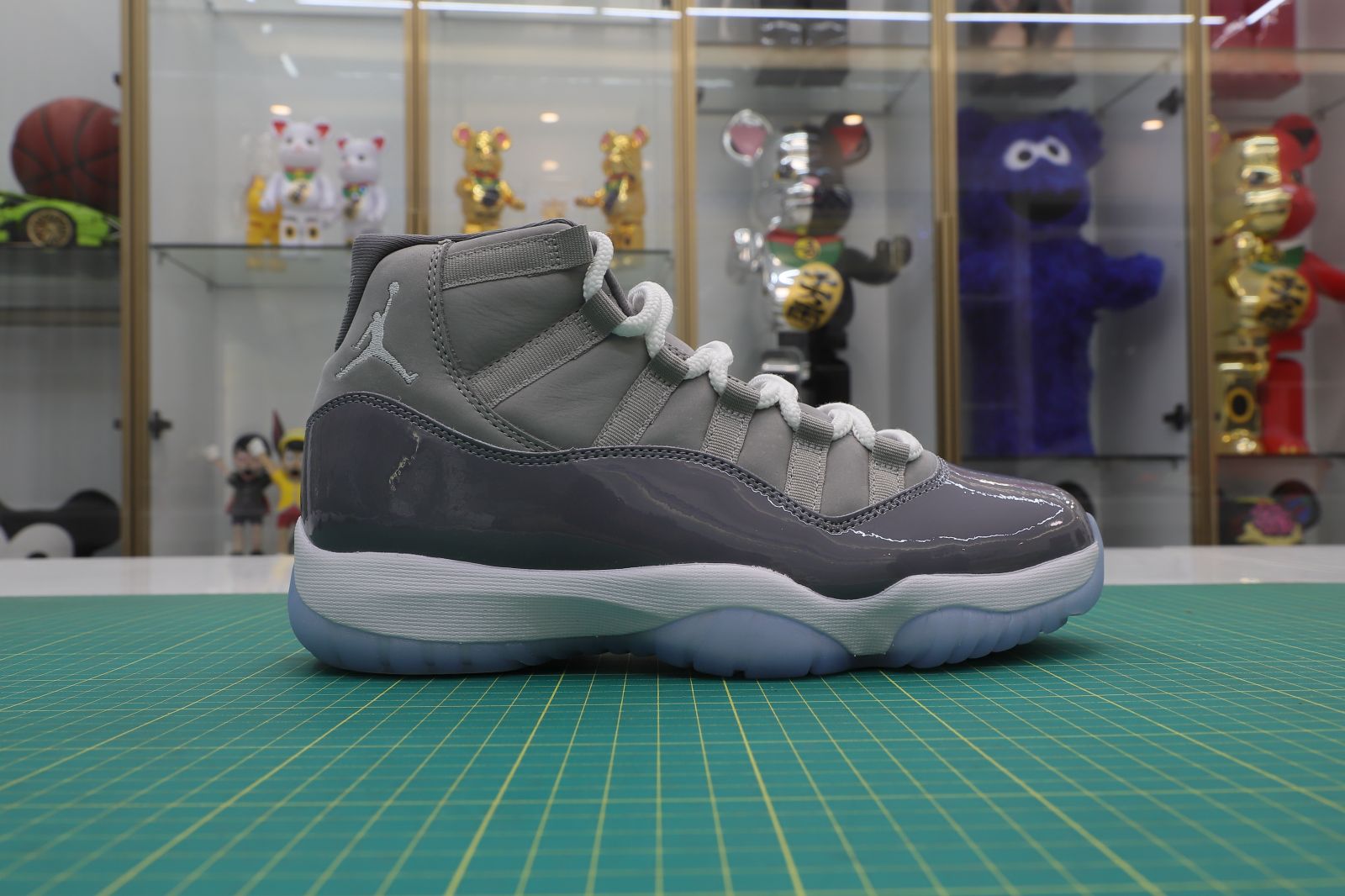 AIR JORDAN 11 RETRO 'COOL GREY' 2021