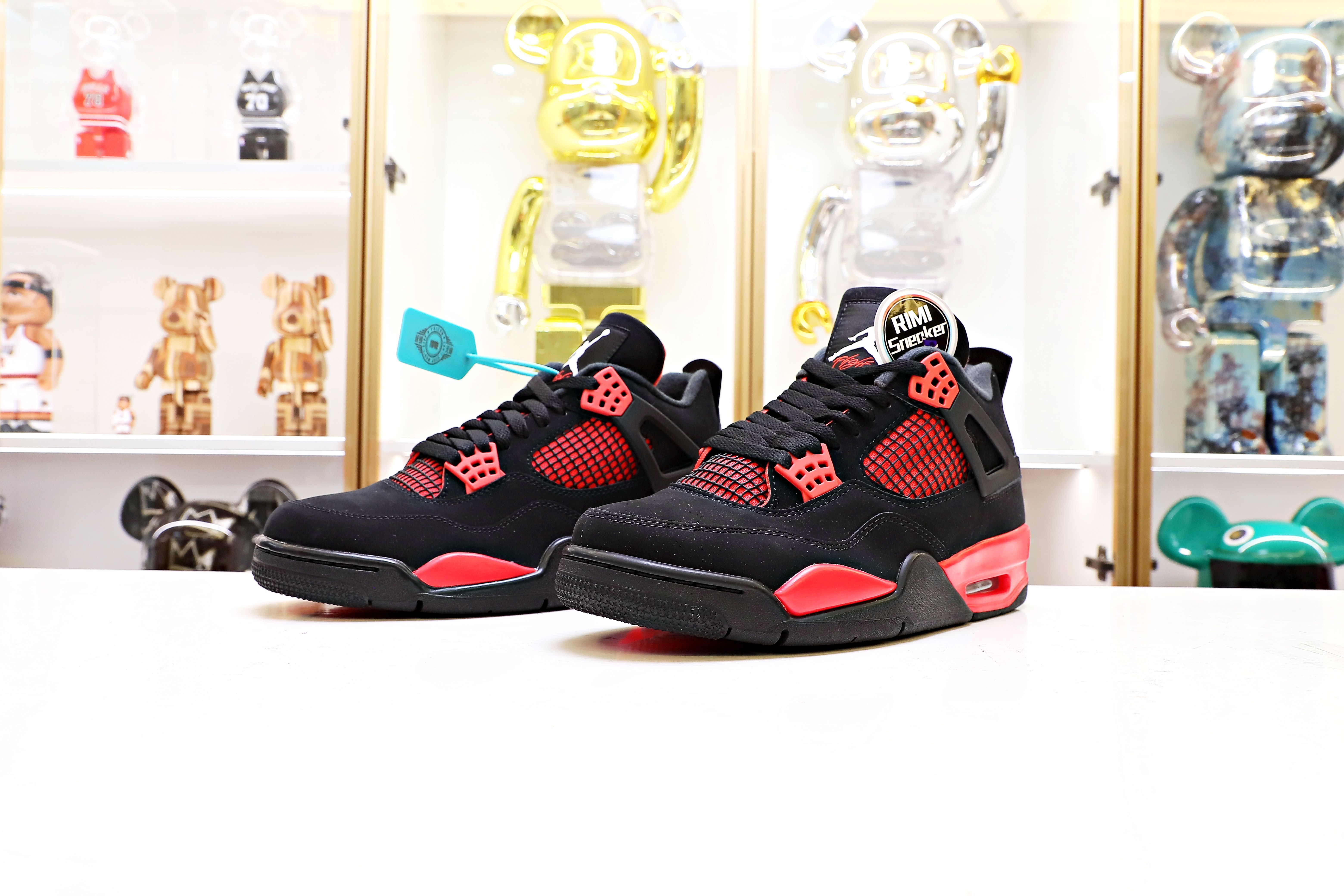 AIR JORDAN 4 RETRO 'RED THUNDER'