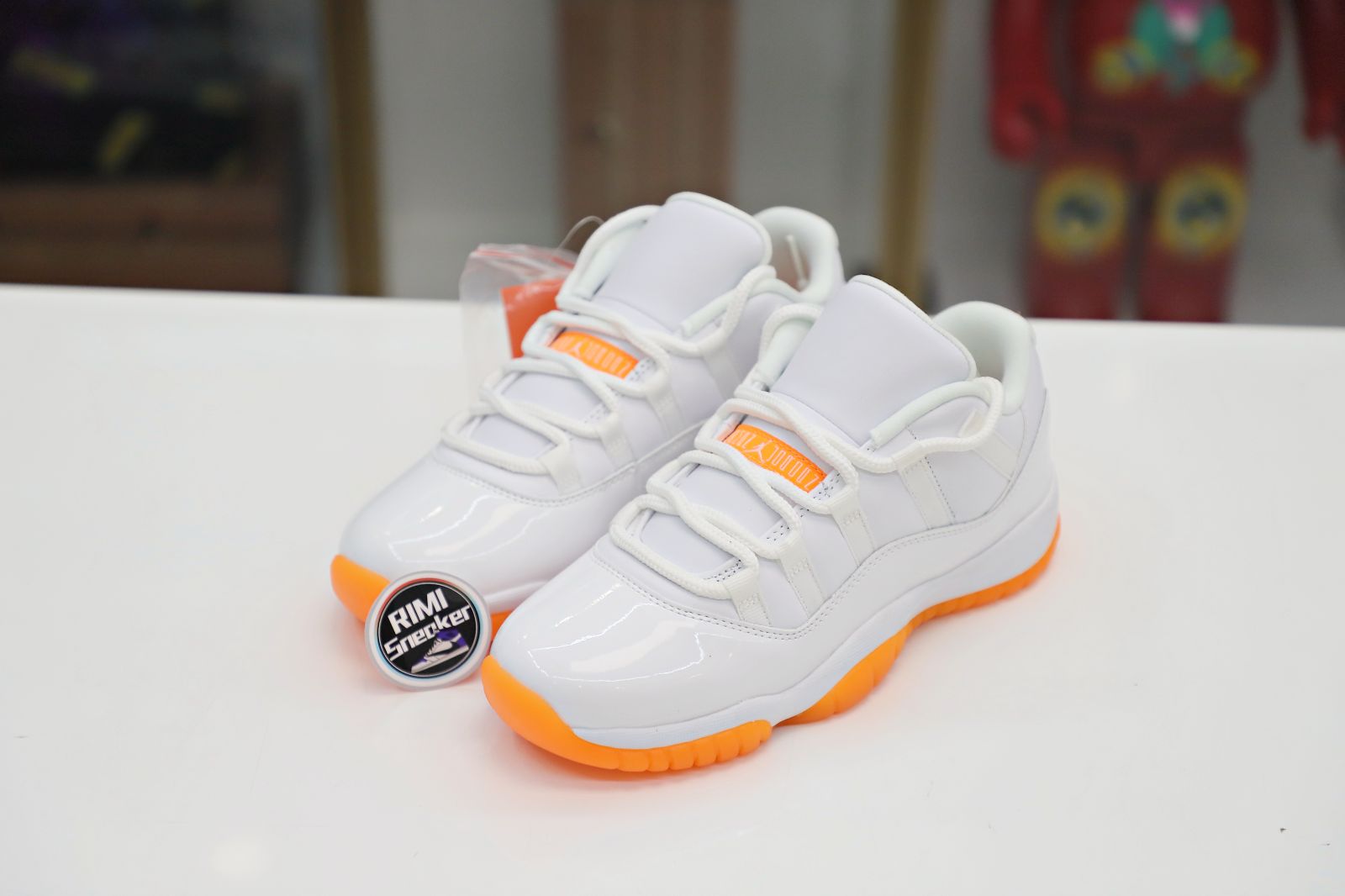 WMNS AIR JORDAN 11 RETRO LOW 'BRIGHT CITRUS'