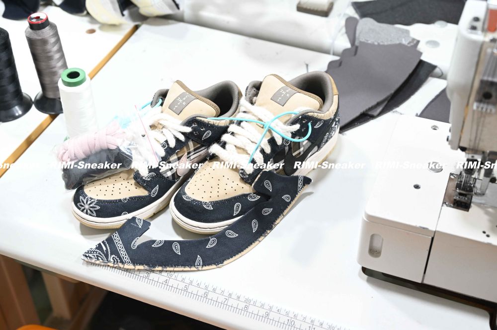 TRAVIS SCOTT X DUNK LOW PREMIUM QS SB 'CACTUS JACK'