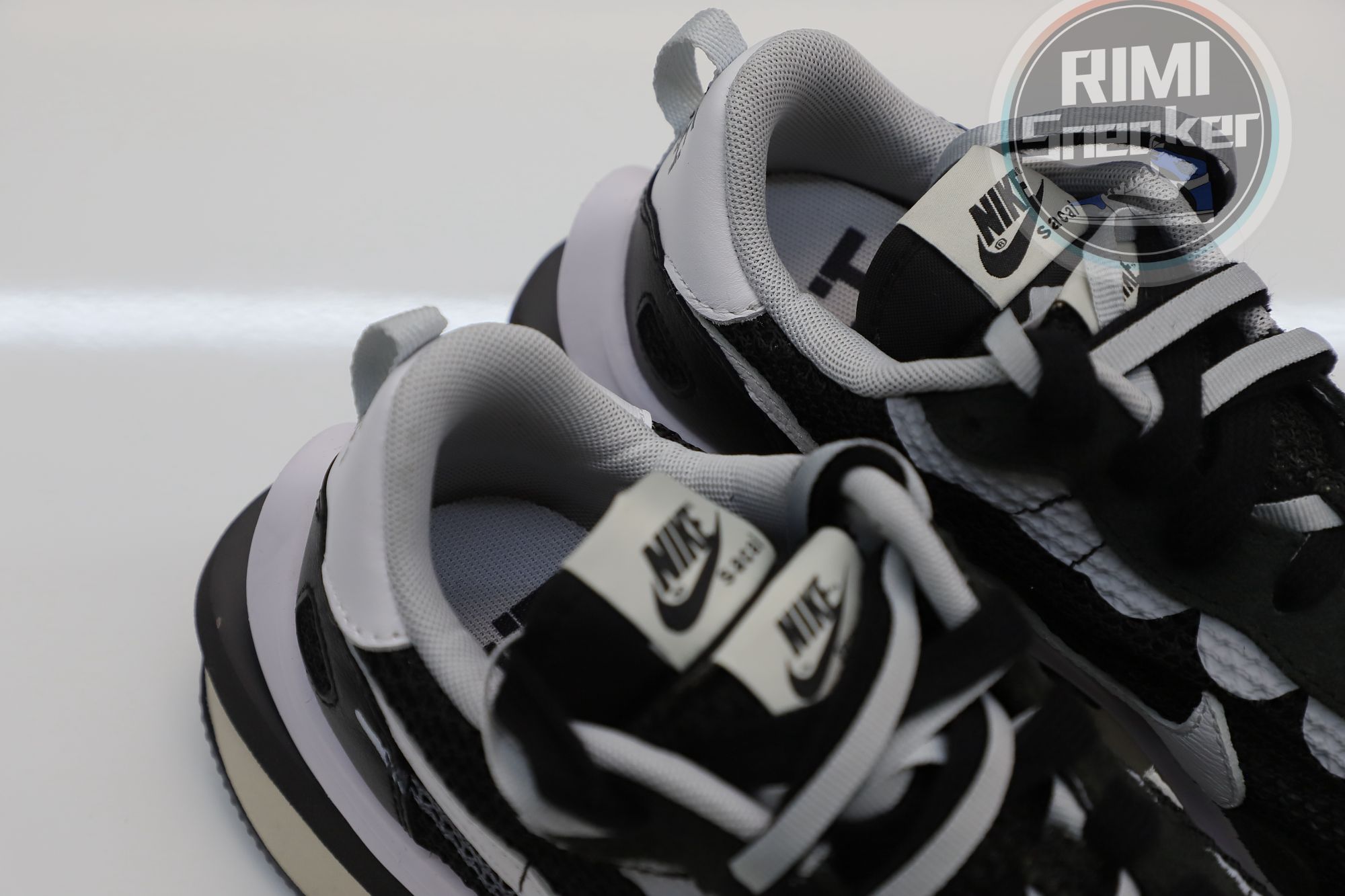 SACAI X VAPORWAFFLE 'BLACK WHITE'