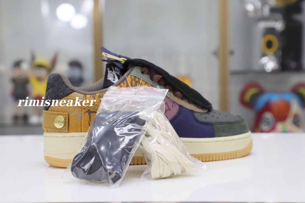 TRAVIS SCOTT X AIR FORCE 1 LOW 'CACTUS