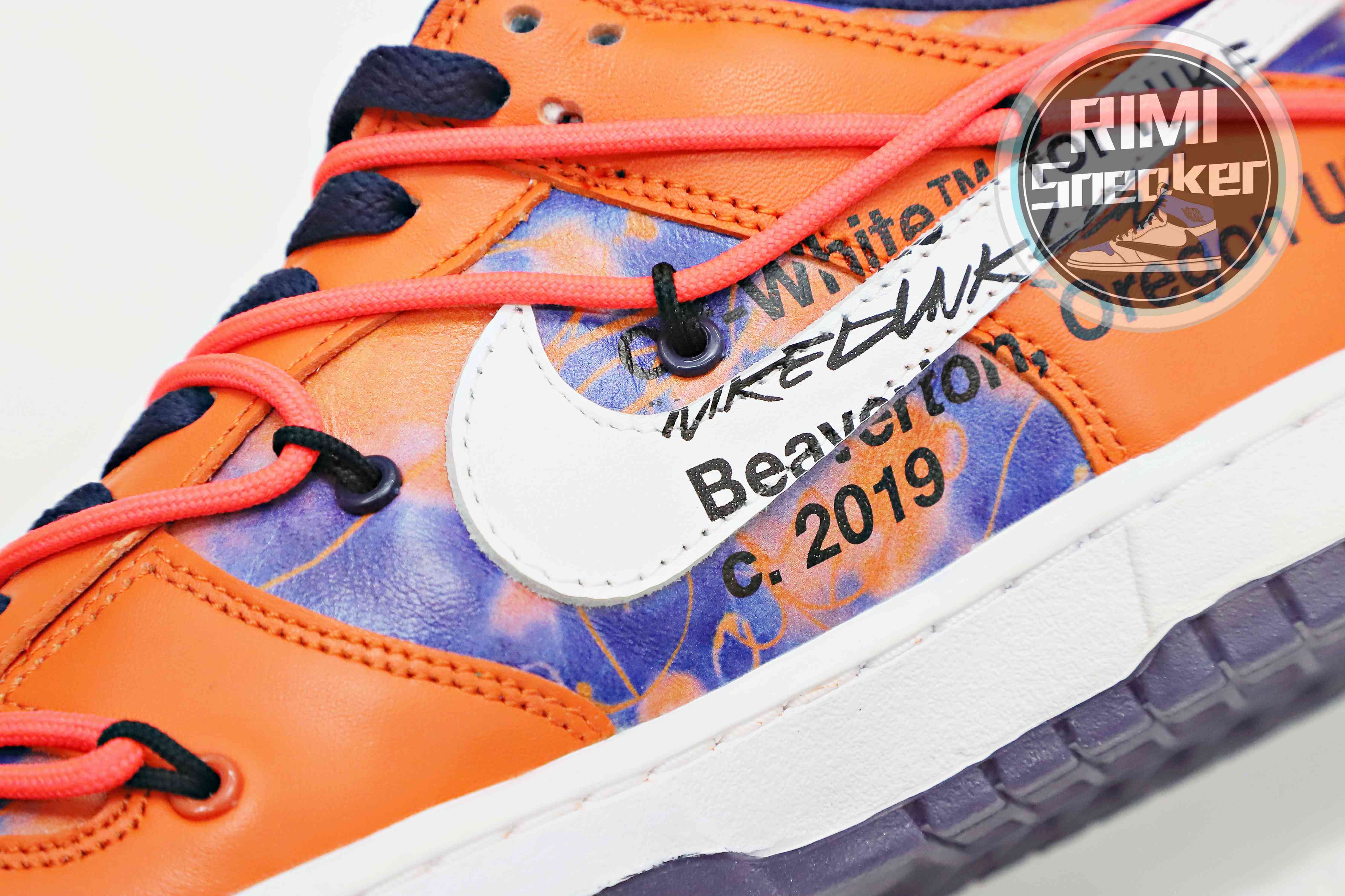 OFF-WHITE FUTURA X DUNK LOW