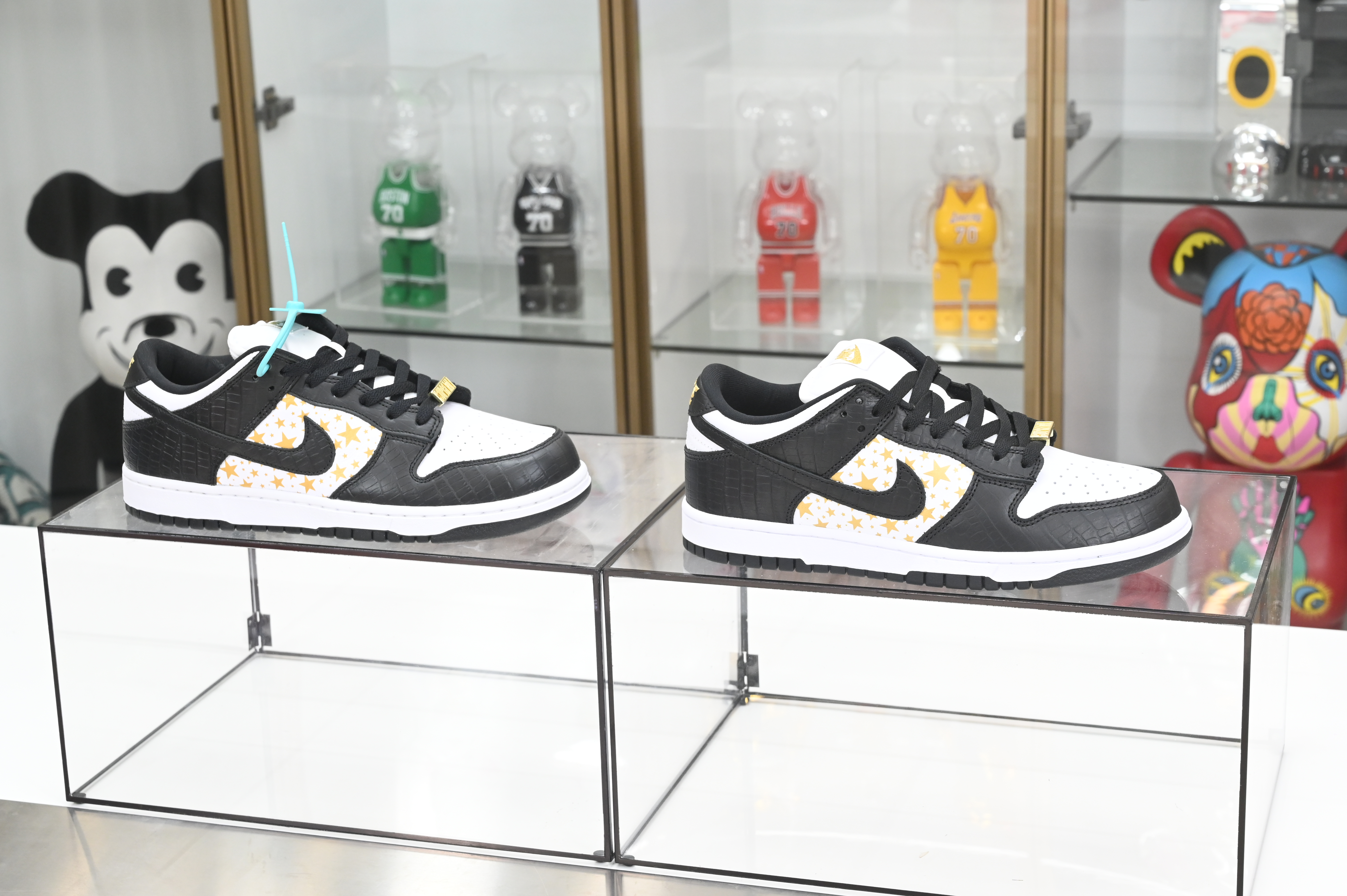 SUPREME X DUNK LOW OG SB