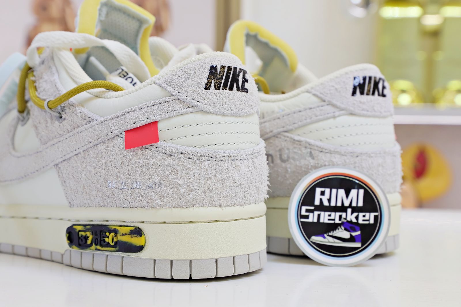 NIKE DUNK LOW OFF-WHITE LOT 37
