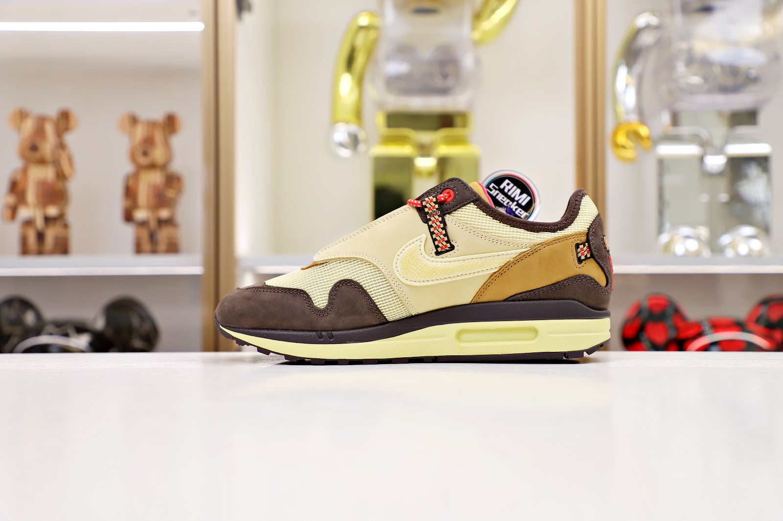 TRAVIS SCOTT NIKE AIR MAX 1 READY