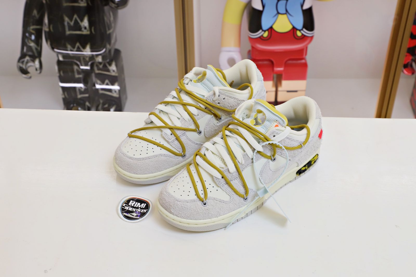 NIKE DUNK LOW OFF-WHITE LOT 37